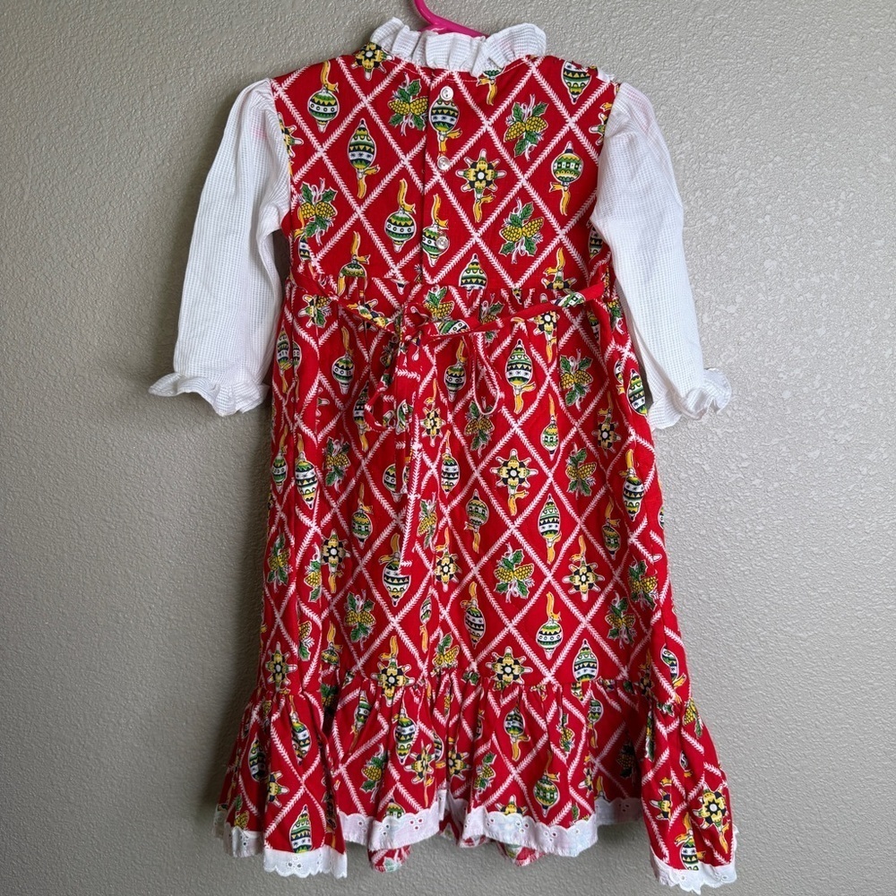 Vintage Toddler Quilted Holiday Dress Red Print w/ Ruffle Trim – Size 2T - Picture 3 of 7